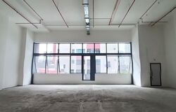 Space 18 (D12), Factory #575756181